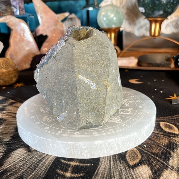 Amethyst druzy free form - Picture 5 of 6